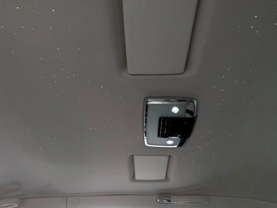 2022 Rolls-Royce Phantom VIII - Image 13 of 20