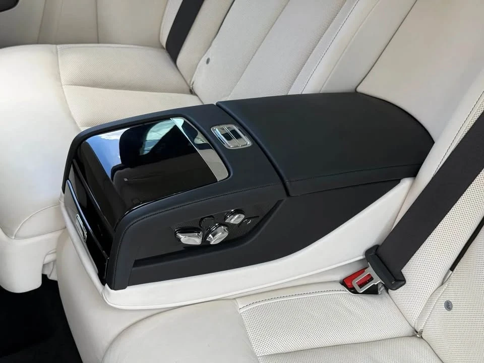 2022 Rolls-Royce Phantom VIII - Image 9 of 20
