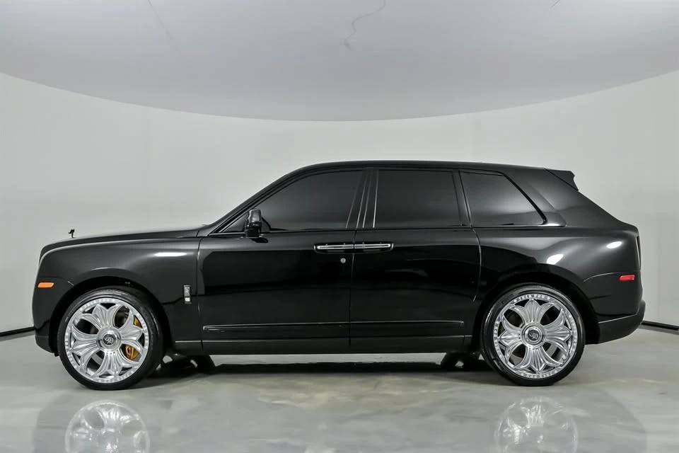 2022 Rolls-Royce Cullinan Black Badge - Image 8 of 20