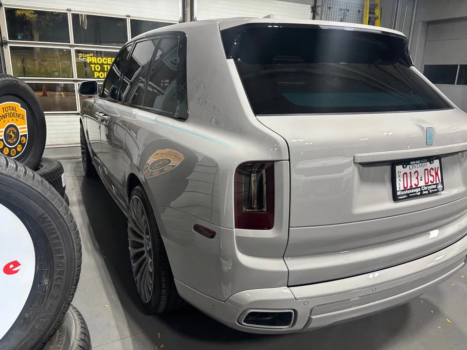 2022 Rolls-Royce Cullinan - Image 3 of 10