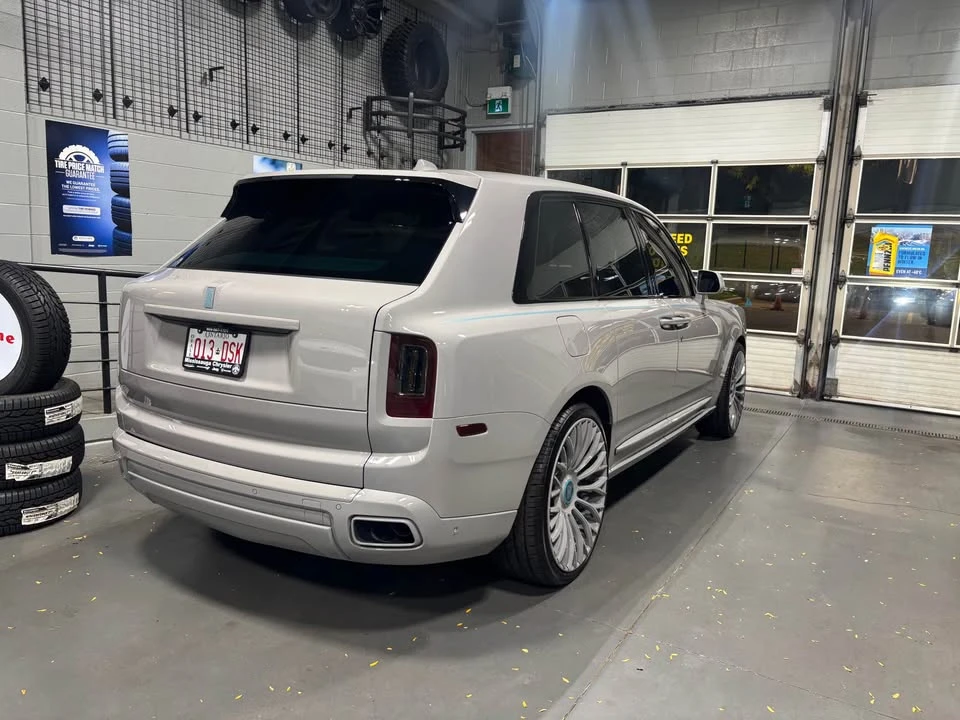 2022 Rolls-Royce Cullinan - Image 2 of 10