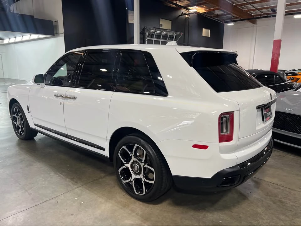 2022 Rolls-Royce Cullinan - Image 3 of 11