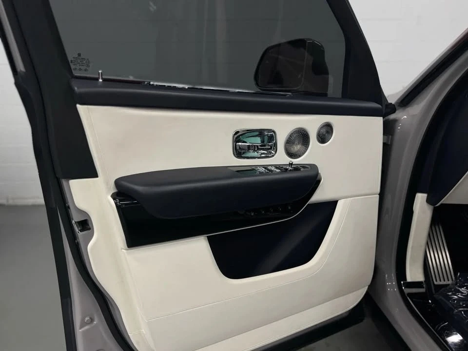 2022 Rolls-Royce Cullinan - Image 17 of 20
