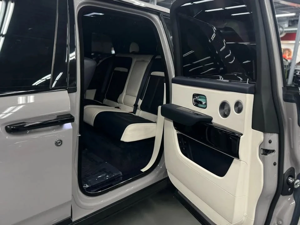 2022 Rolls-Royce Cullinan - Image 19 of 20