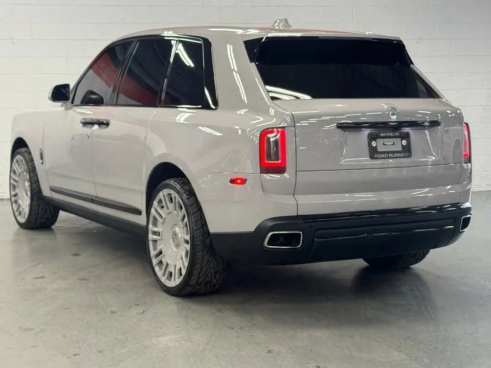 2022 Rolls-Royce Cullinan - Image 3 of 20