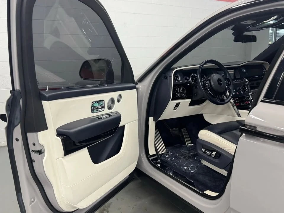 2022 Rolls-Royce Cullinan - Image 11 of 20