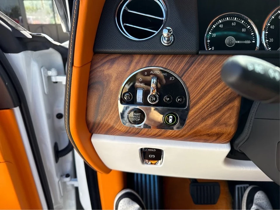 2022 Rolls-Royce Cullinan - Image 18 of 20