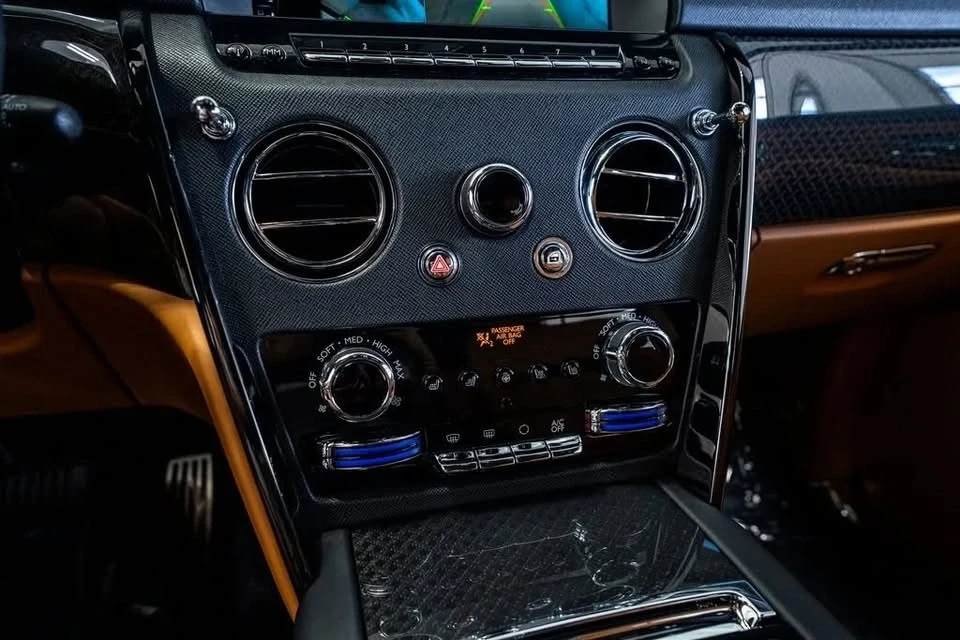 2022 Rolls-Royce Cullinan - Image 12 of 18