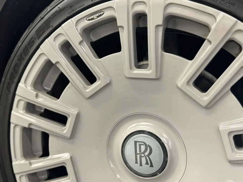 2022 Rolls-Royce Cullinan - Image 6 of 20