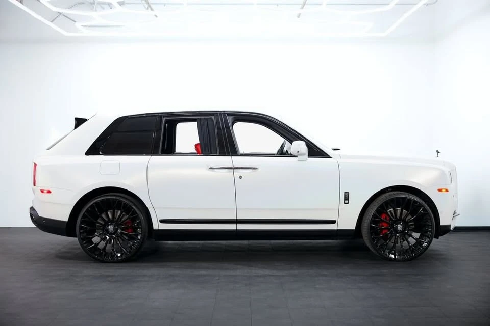 2022 Rolls-Royce Cullinan - Image 8 of 20