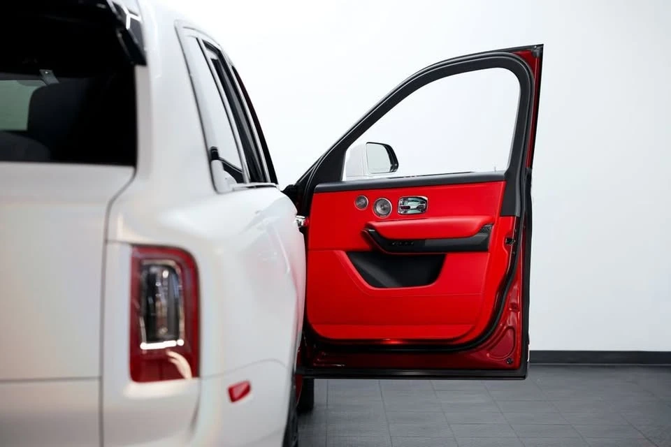 2022 Rolls-Royce Cullinan - Image 14 of 20