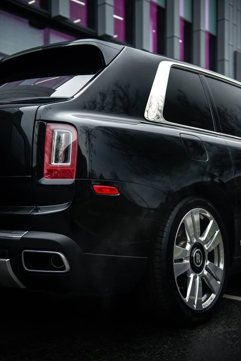 2022 Rolls-Royce Cullinan - Image 10 of 17