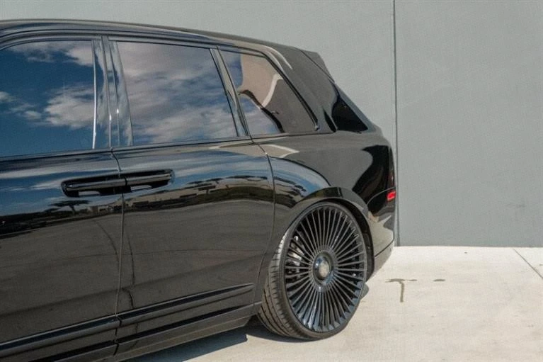 2022 Rolls-Royce Cullinan - Image 15 of 20