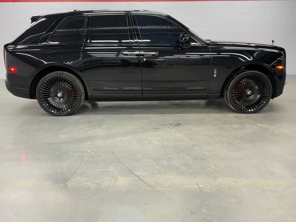 2022 Rolls-Royce Cullinan - Image 17 of 20
