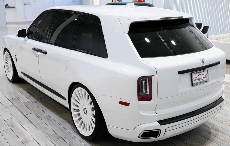 2022 Rolls-Royce Cullinan - Image 3 of 18