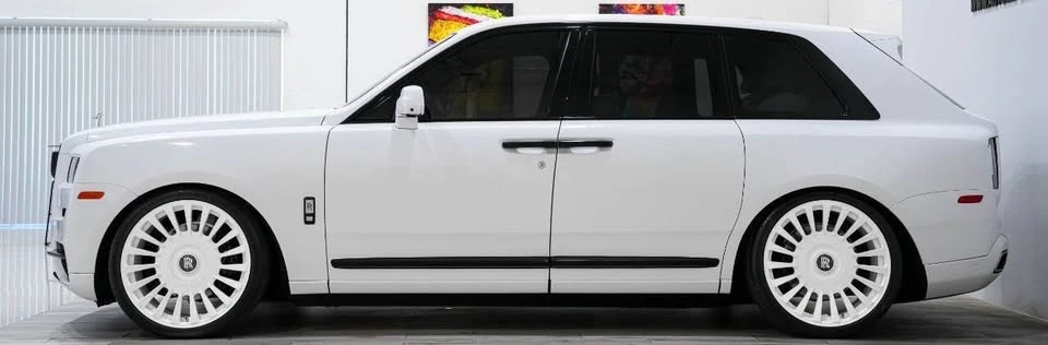2022 Rolls-Royce Cullinan - Image 2 of 18