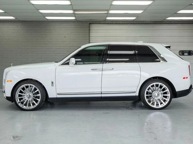 2022 Rolls-Royce Cullinan - Image 17 of 20