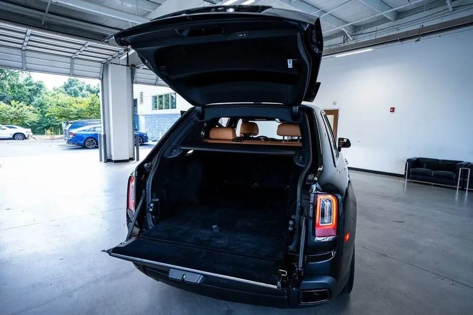 2022 Rolls-Royce Cullinan - Image 17 of 19