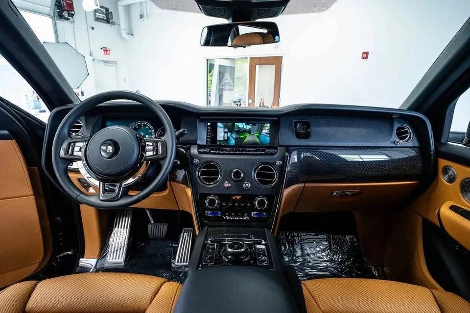 2022 Rolls-Royce Cullinan - Image 18 of 19