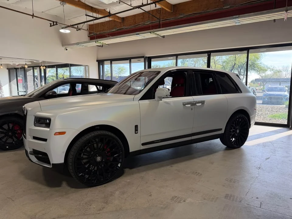 2022 Rolls-Royce Cullinan Black Badge - Image 6 of 12