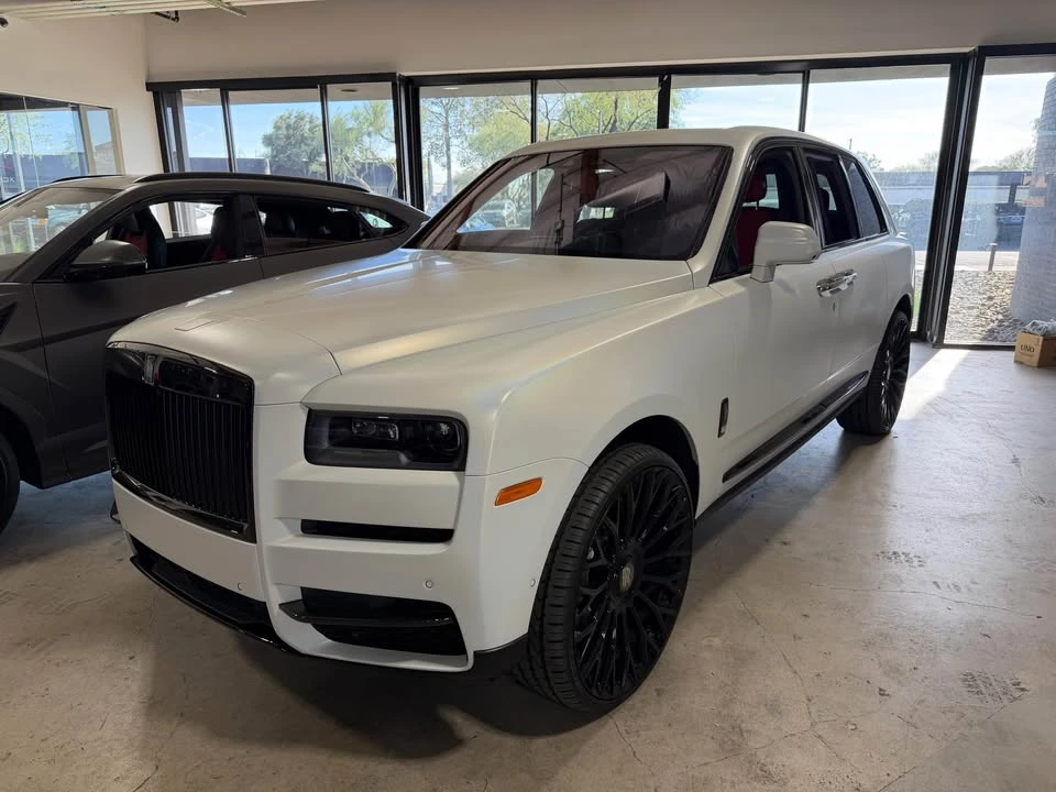 2022 Rolls-Royce Cullinan Black Badge - Image 7 of 12