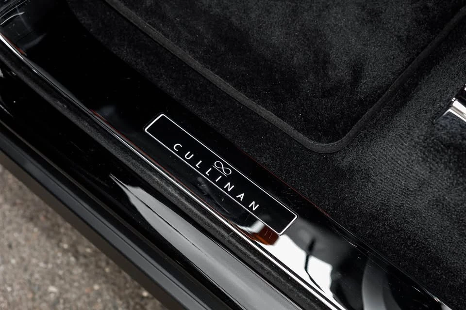 2022 Rolls-Royce Cullinan Black Badge - Image 10 of 20