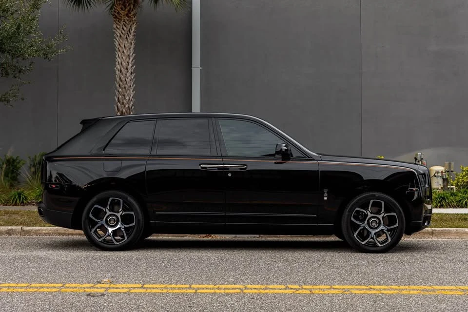 2022 Rolls-Royce Cullinan Black Badge - Image 11 of 20