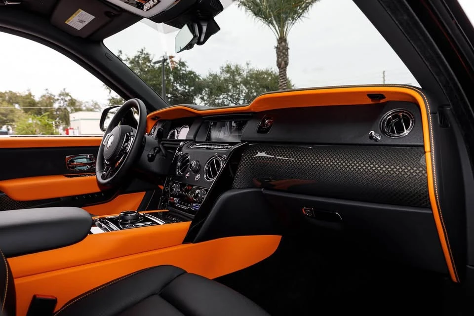 2022 Rolls-Royce Cullinan Black Badge - Image 19 of 20
