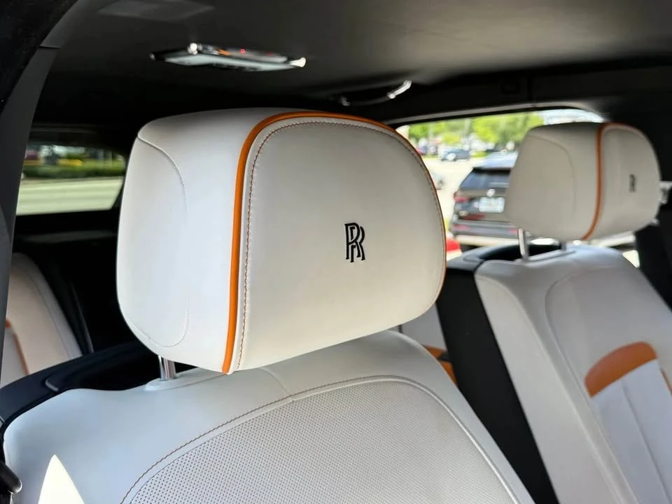 2022 Rolls-Royce Cullinan Black Badge - Image 14 of 20