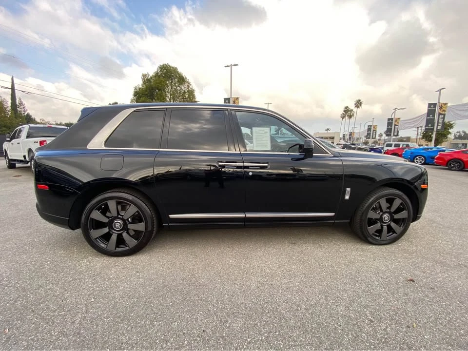 2022 Rolls-Royce Cullinan - Image 3 of 12