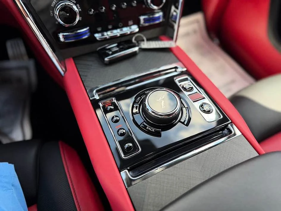 2022 Rolls-Royce Cullinan - Image 9 of 12