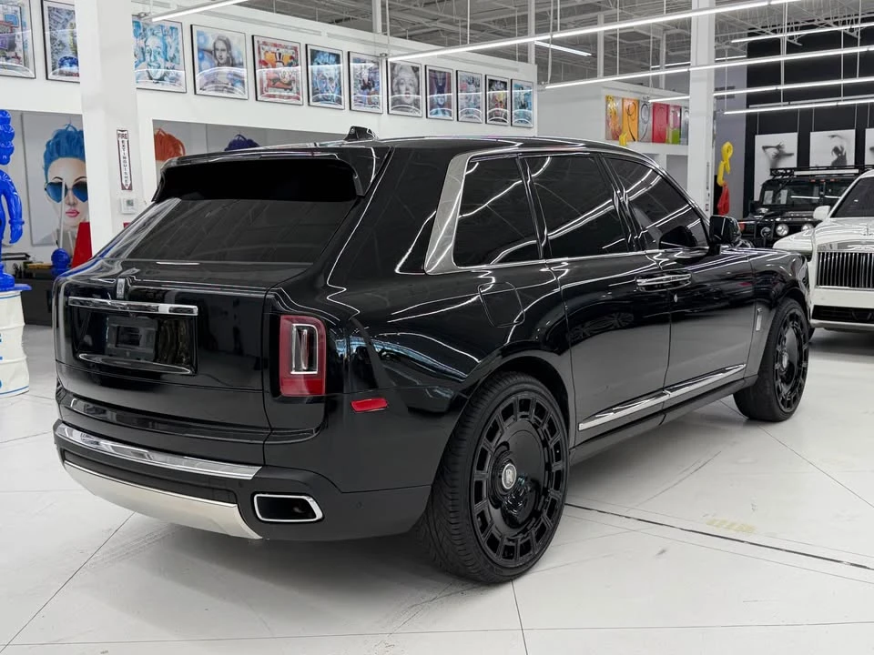 2022 Rolls-Royce Cullinan - Image 3 of 20