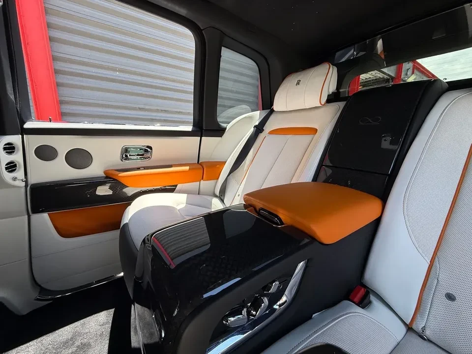 2022 Rolls-Royce Cullinan Black Badge - Image 11 of 13