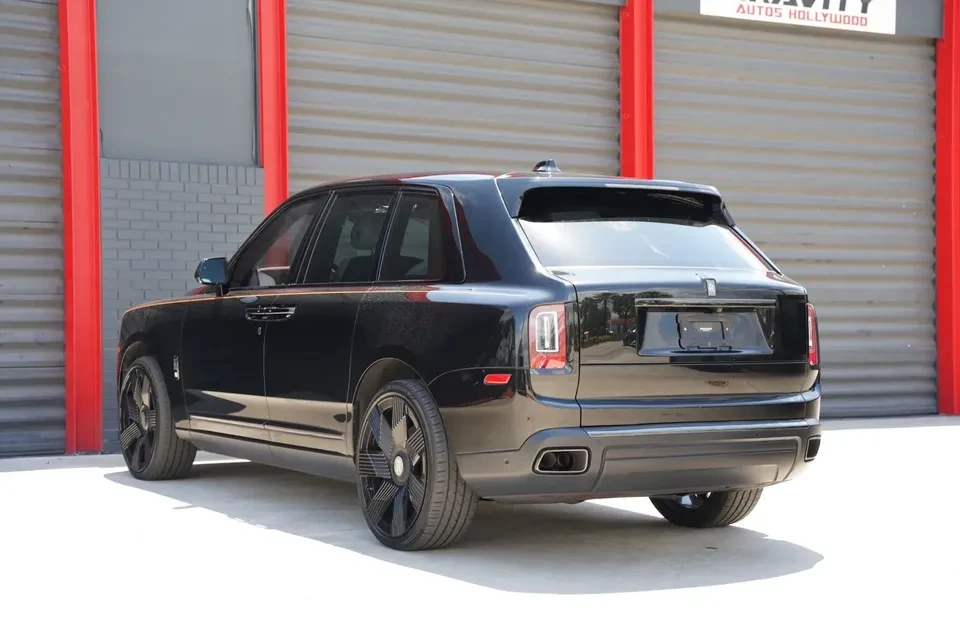 2022 Rolls-Royce Cullinan Black Badge - Image 7 of 13