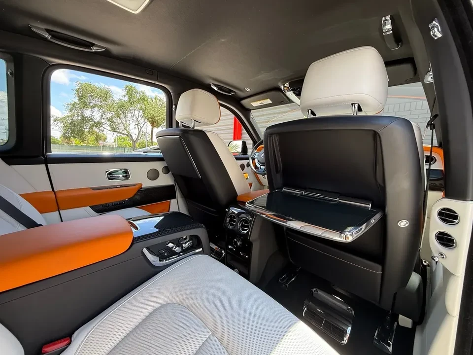 2022 Rolls-Royce Cullinan Black Badge - Image 8 of 13