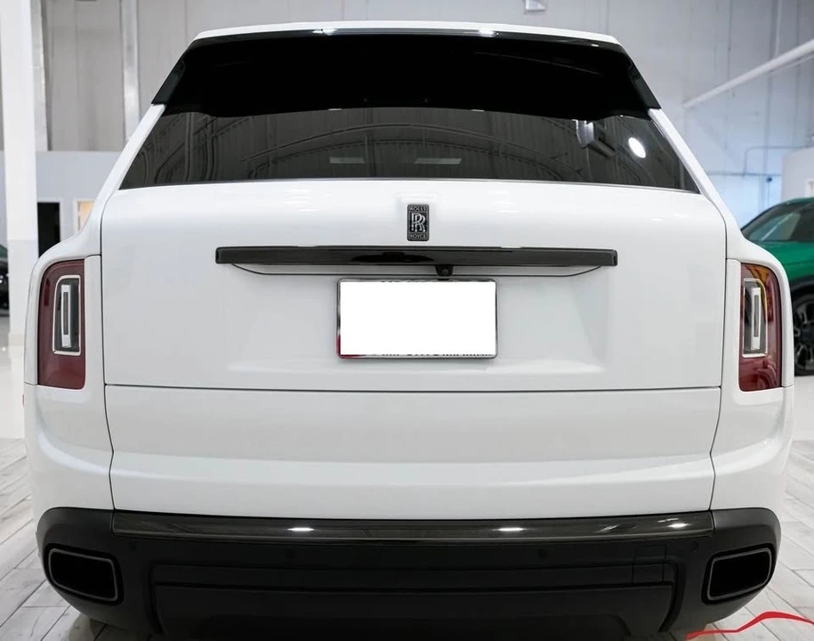 2022 Rolls-Royce Cullinan Black Badge - Image 4 of 20