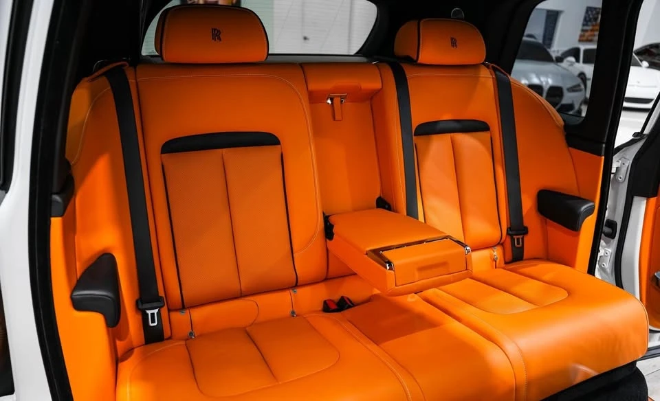 2022 Rolls-Royce Cullinan Black Badge - Image 14 of 20