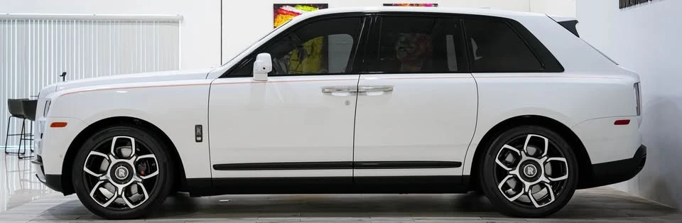 2022 Rolls-Royce Cullinan Black Badge - Image 2 of 20
