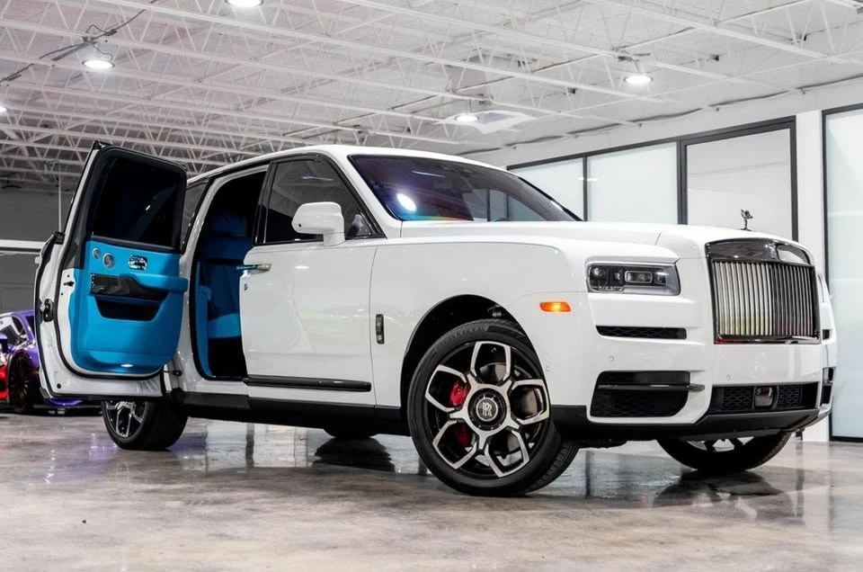 2022 Rolls-Royce Cullinan Black Badge - Image 4 of 10