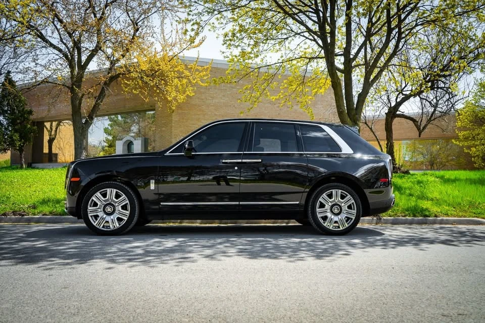 2022 Rolls-Royce Cullinan - Image 3 of 17
