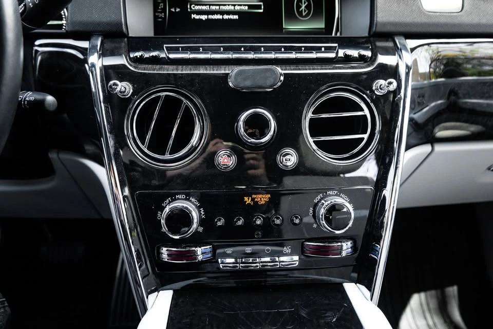 2022 Rolls-Royce Cullinan - Image 11 of 17