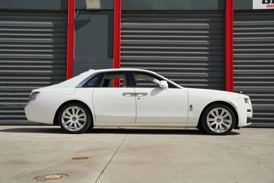2022 Rolls-Royce Ghost 2nd Gen - Image 10 of 18