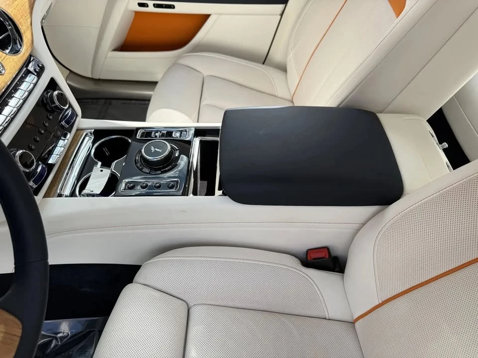 2022 Rolls-Royce Ghost 2nd Gen - Image 13 of 18