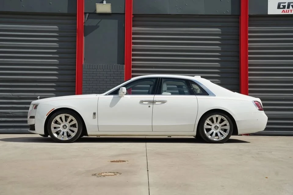 2022 Rolls-Royce Ghost 2nd Gen - Image 9 of 18