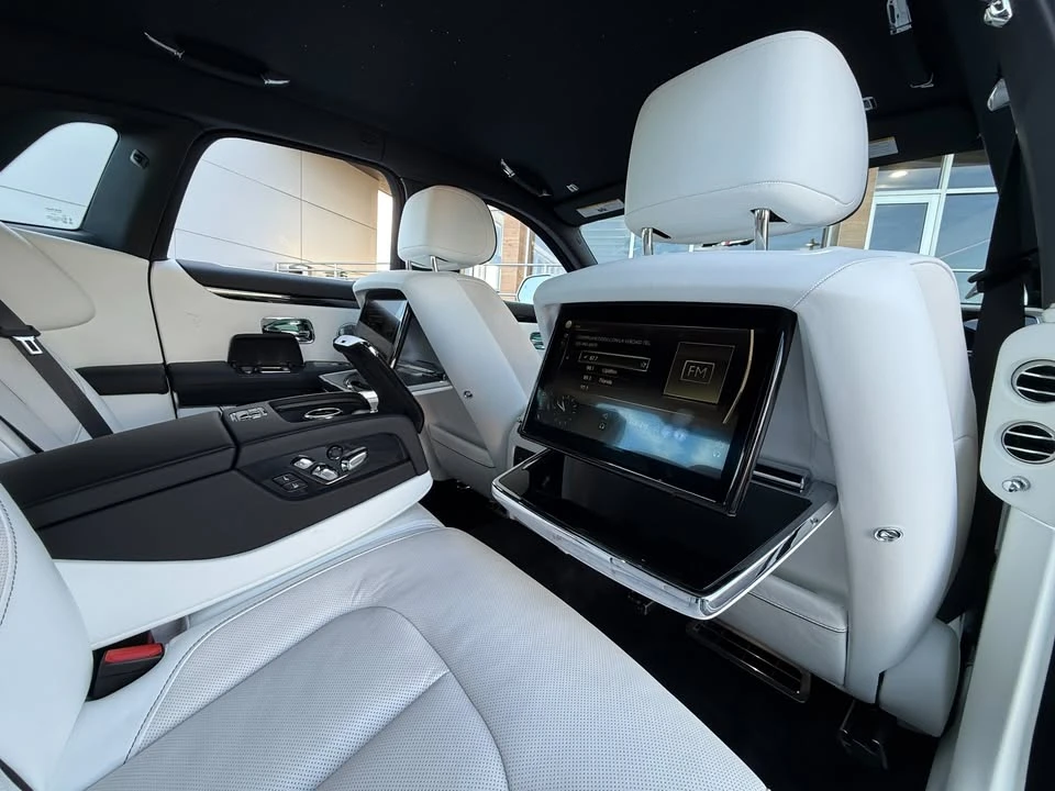 2022 Rolls-Royce Ghost 2nd Gen - Image 15 of 19