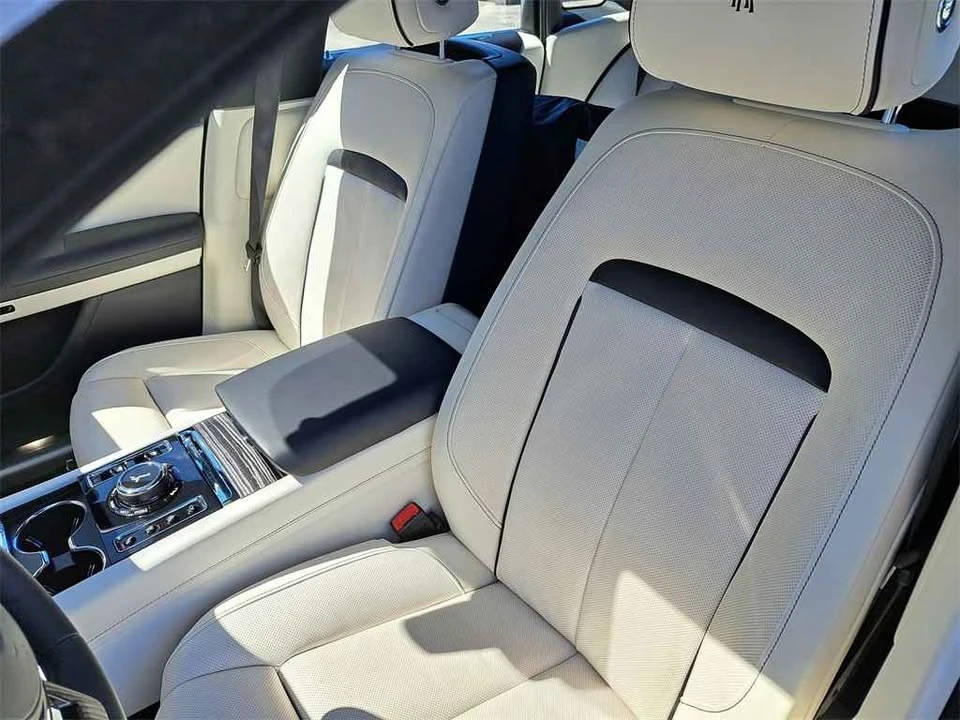 2022 Rolls-Royce Ghost 2nd Gen - Image 10 of 17