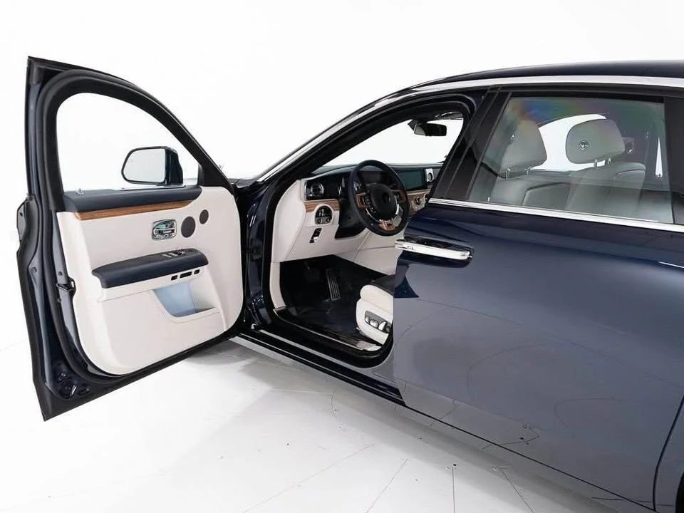 2022 Rolls-Royce Ghost 2nd Gen - Image 7 of 17