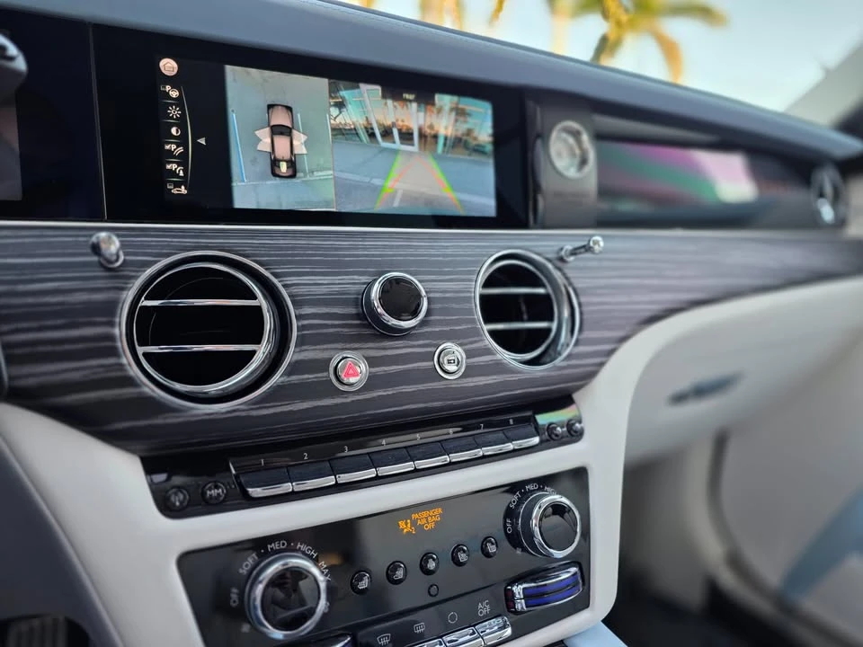 2022 Rolls-Royce Ghost 2nd Gen - Image 14 of 17