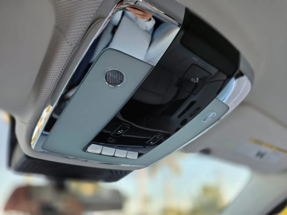 2022 Rolls-Royce Ghost 2nd Gen - Image 16 of 17