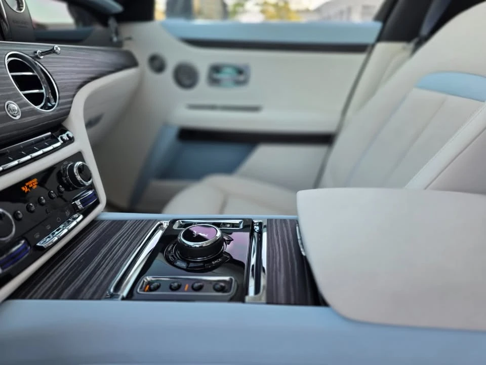 2022 Rolls-Royce Ghost 2nd Gen - Image 13 of 17